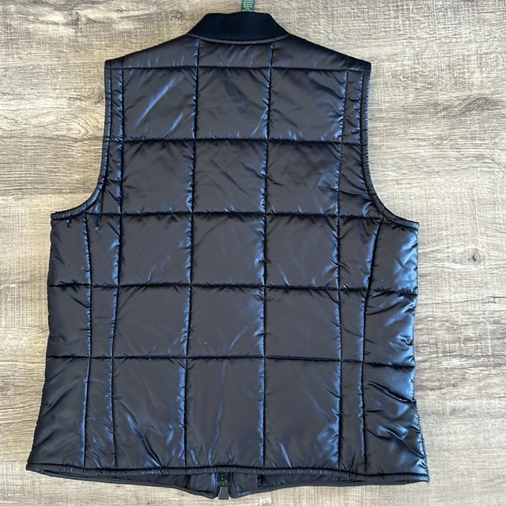 Lauren Ralph Lauren Black Quilted Puffer Vest with Yellow Crest - Picture 5 of 10
